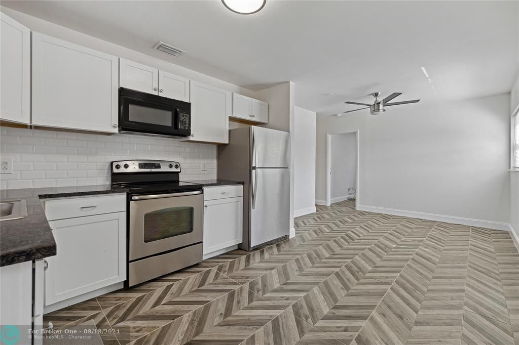 Active With Contract: $599,000 (0 beds, 0 baths, 1938 Square Feet)