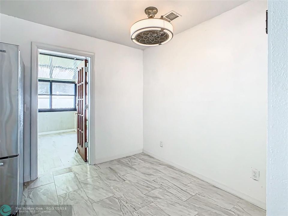 For Sale: $370,000 (3 beds, 2 baths, 1336 Square Feet)