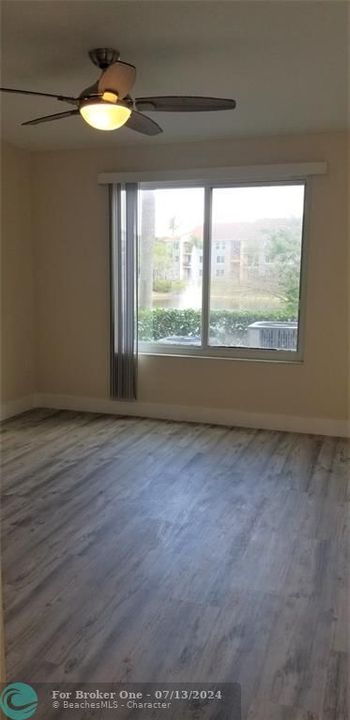 For Rent: $1,800 (1 beds, 1 baths, 793 Square Feet)