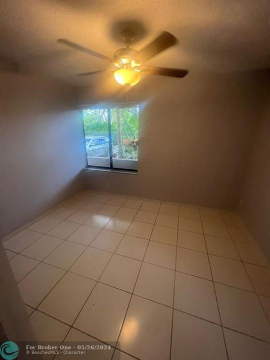 For Rent: $2,000 (2 beds, 2 baths, 1040 Square Feet)
