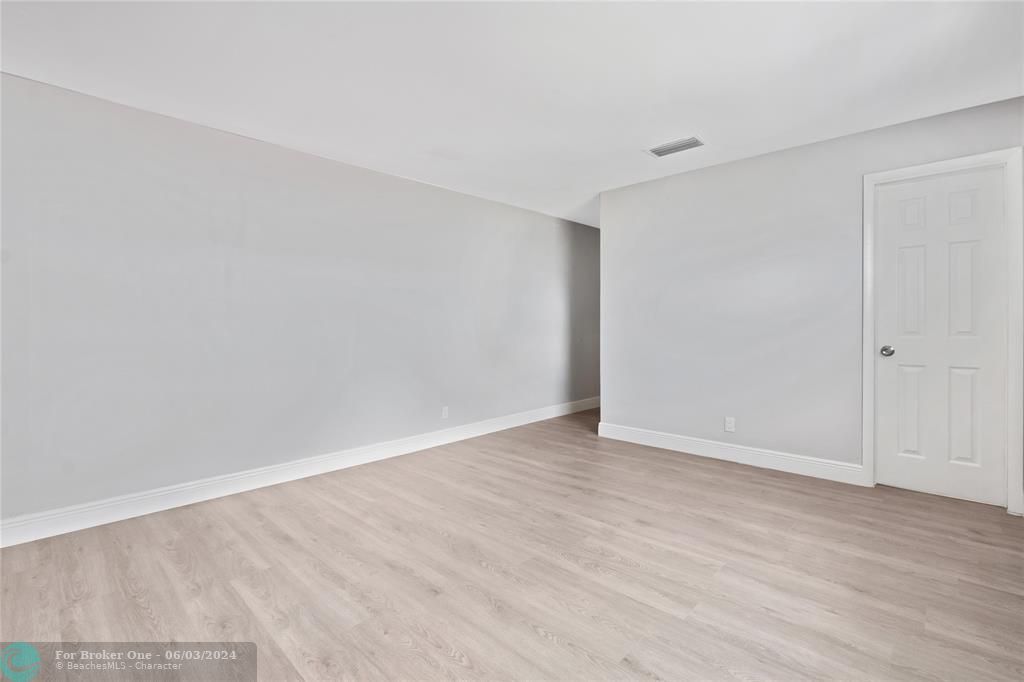 Active With Contract: $450,000 (4 beds, 2 baths, 1768 Square Feet)