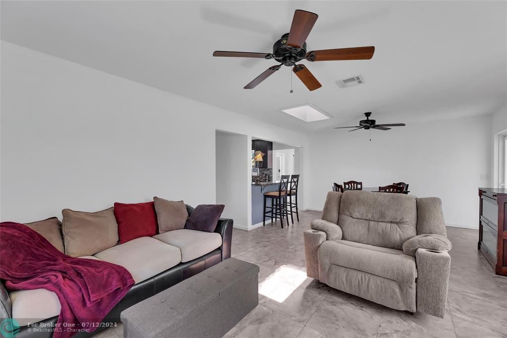 Active With Contract: $574,000 (4 beds, 3 baths, 1532 Square Feet)