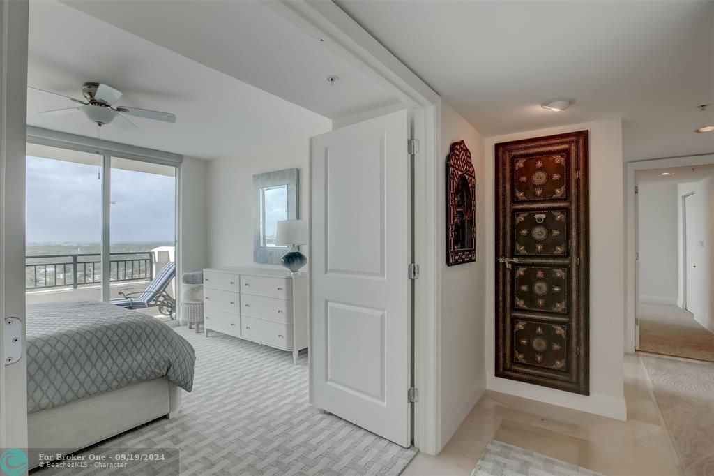 Active With Contract: $1,195,000 (3 beds, 2 baths, 2122 Square Feet)