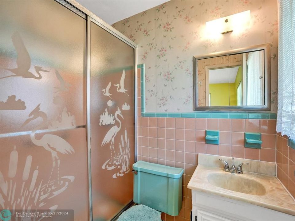 待售: $765,000 (2 贝兹, 2 浴室, 1623 平方英尺)