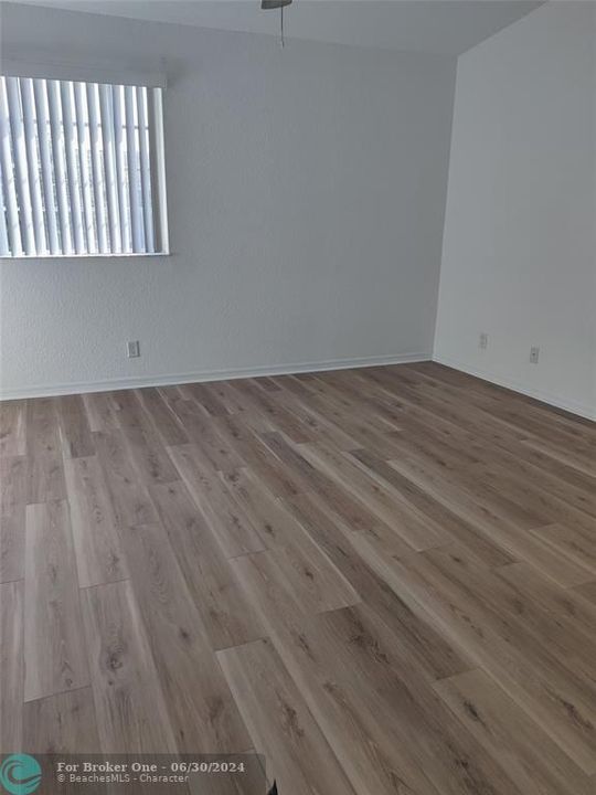 For Rent: $3,000 (3 beds, 2 baths, 1444 Square Feet)