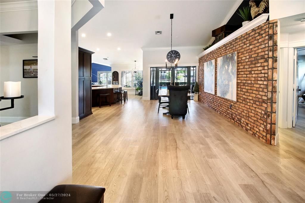 Active With Contract: $1,250,000 (4 beds, 3 baths, 2659 Square Feet)