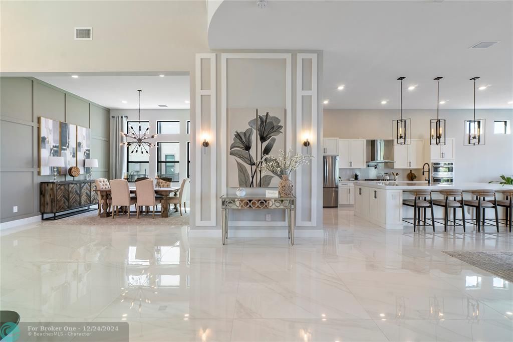 Recently Sold: $2,750,000 (5 beds, 5 baths, 5329 Square Feet)