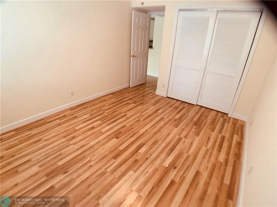 For Rent: $2,600 (2 beds, 2 baths, 960 Square Feet)