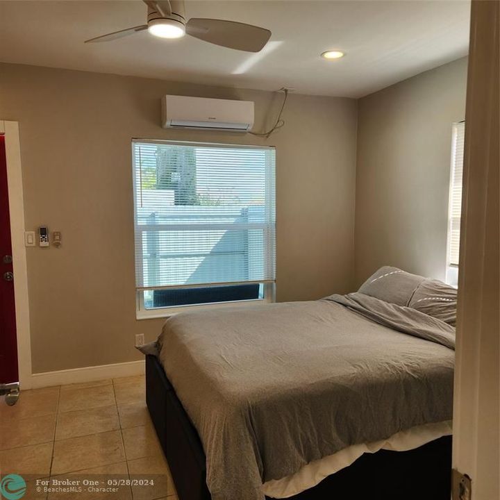 For Sale: $1,700 (1 beds, 1 baths, 0 Square Feet)