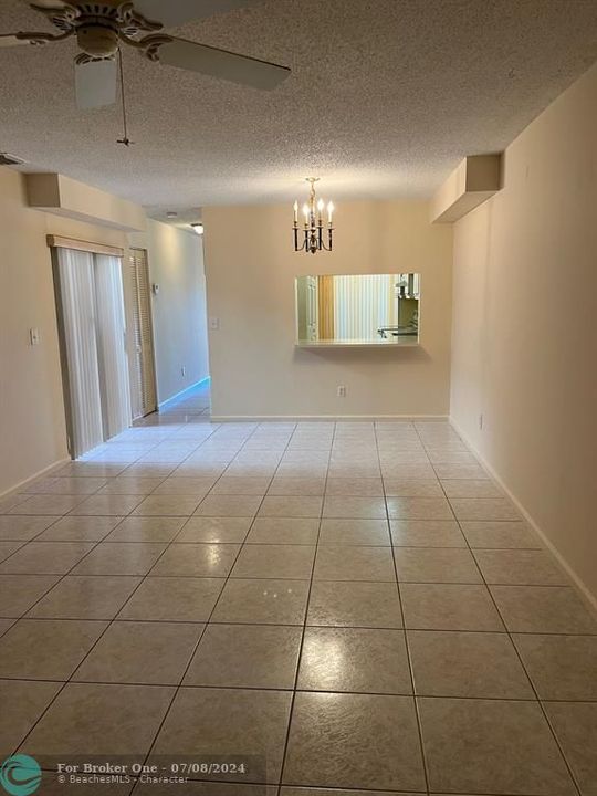 For Rent: $2,600 (3 beds, 2 baths, 1212 Square Feet)