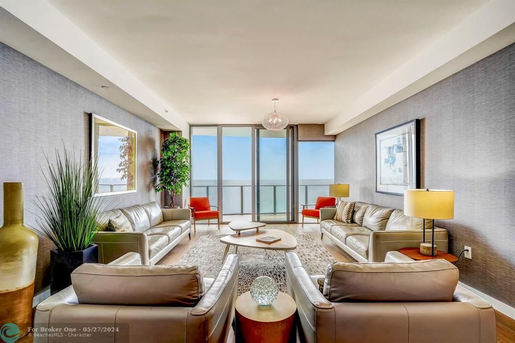 For Sale: $2,495,000 (2 beds, 2 baths, 2037 Square Feet)