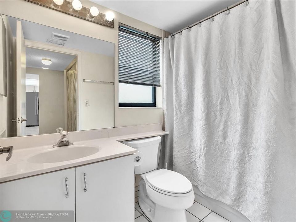 For Sale: $330,000 (2 beds, 2 baths, 1498 Square Feet)