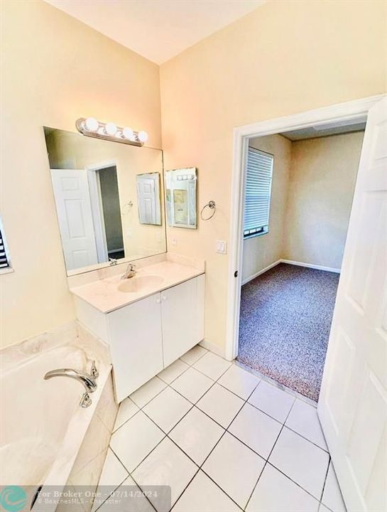 Недавно арендовано: $2,300 (3 спален, 2 ванн, 1565 Квадратных фут)