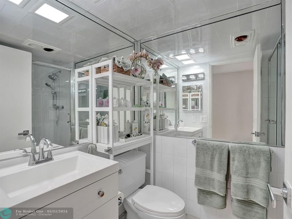 待售: $699,000 (2 贝兹, 2 浴室, 1520 平方英尺)