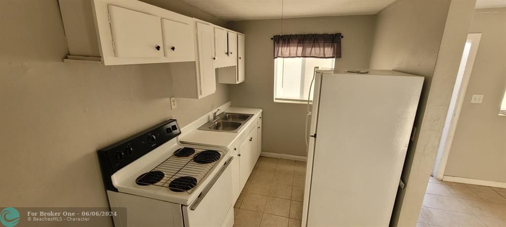 For Rent: $1,500 (1 beds, 1 baths, 6317 Square Feet)