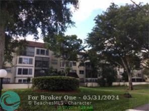 Active With Contract: $1,400 (1 beds, 1 baths, 700 Square Feet)