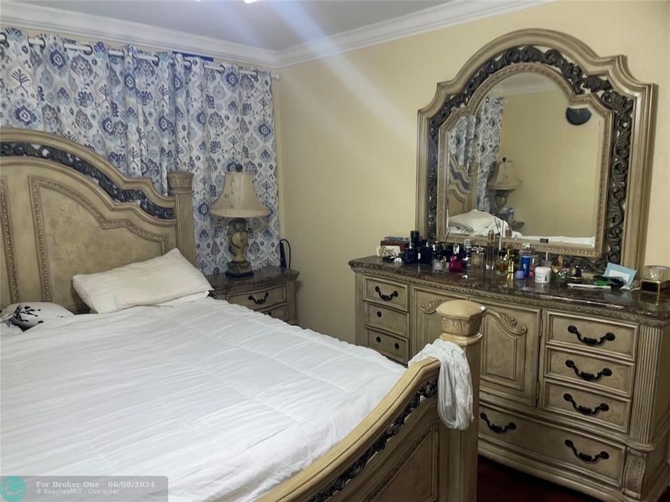 En Venta: $749,000 (3 camas, 2 baños, 1889 Pies cuadrados)