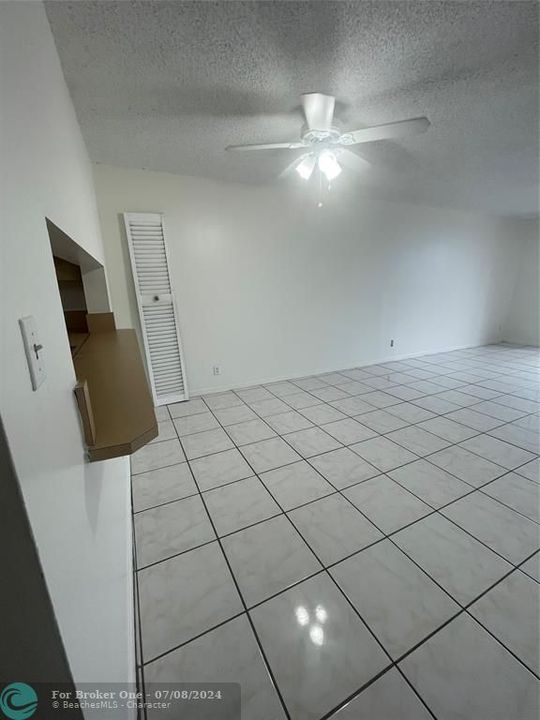 For Rent: $2,150 (2 beds, 2 baths, 1080 Square Feet)