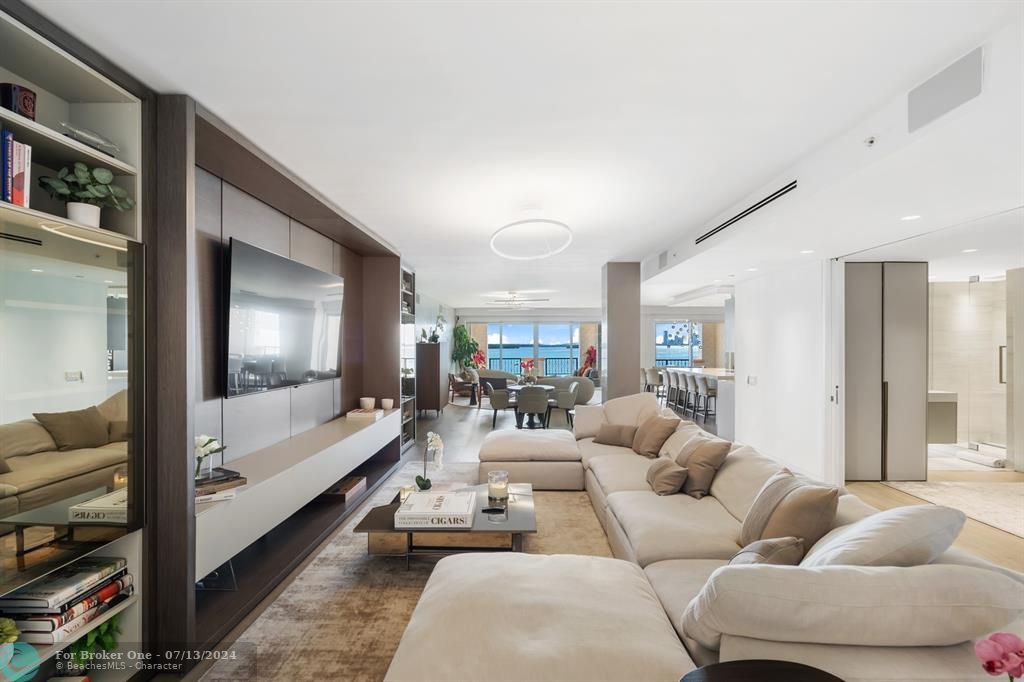 For Sale: $10,750,000 (4 beds, 4 baths, 3580 Square Feet)