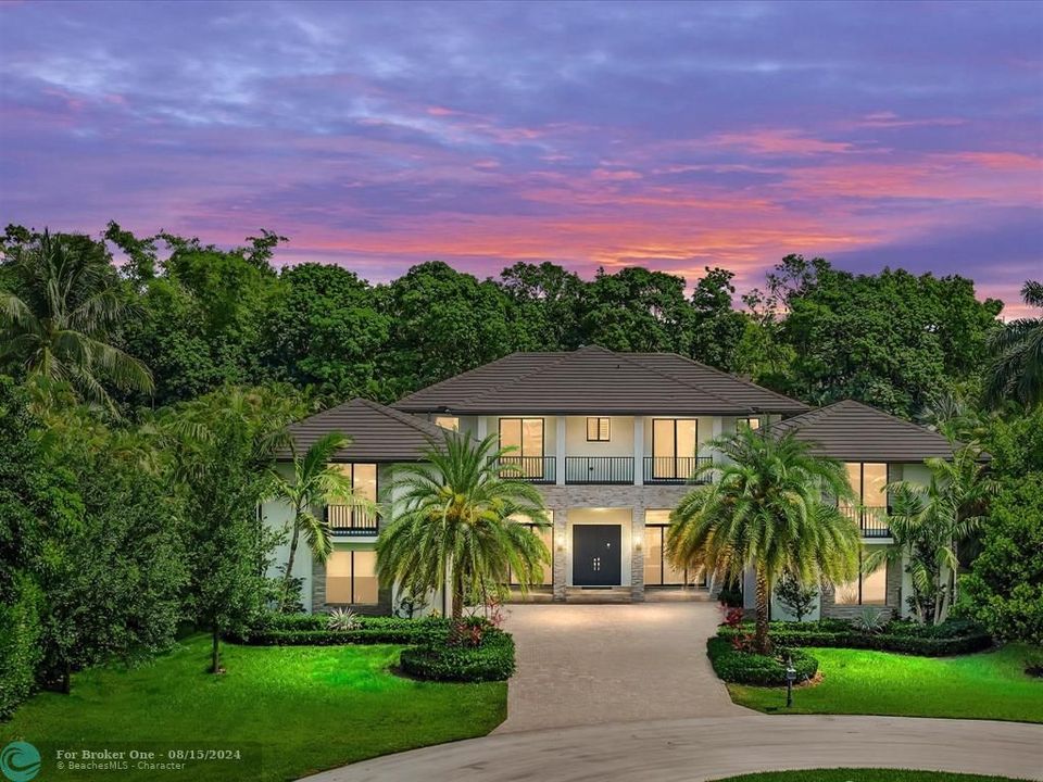 For Sale: $3,995,000 (6 beds, 7 baths, 6428 Square Feet)