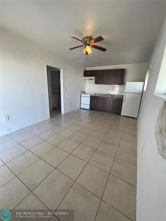 For Rent: $2,000 (2 beds, 1 baths, 630 Square Feet)