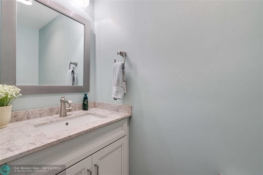 Active With Contract: $775,000 (4 beds, 2 baths, 2682 Square Feet)
