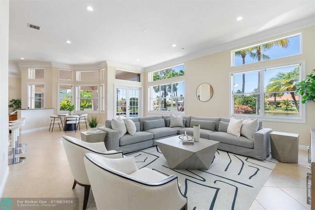 For Sale: $1,675,000 (5 beds, 4 baths, 3554 Square Feet)