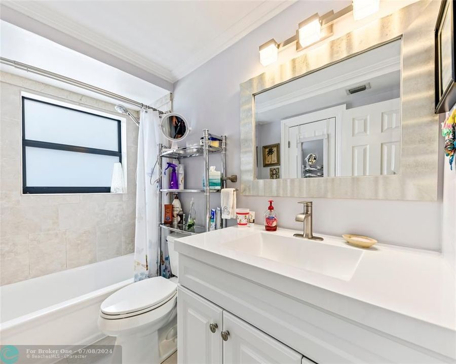 For Sale: $525,000 (2 beds, 2 baths, 1287 Square Feet)