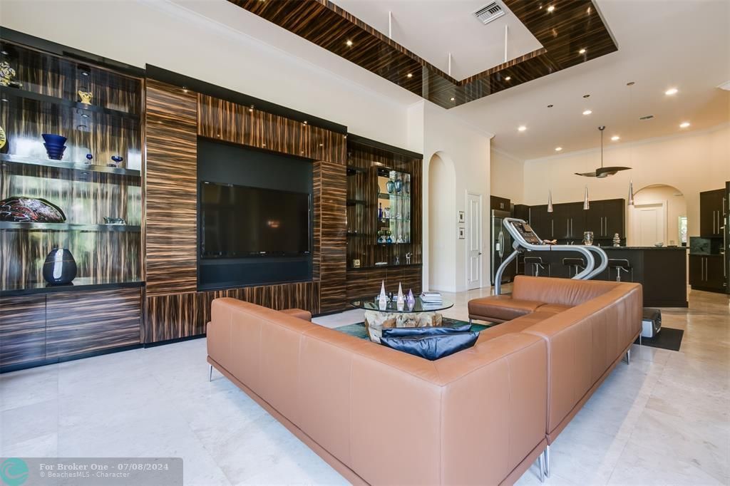Active With Contract: $1,870,000 (5 beds, 5 baths, 5168 Square Feet)