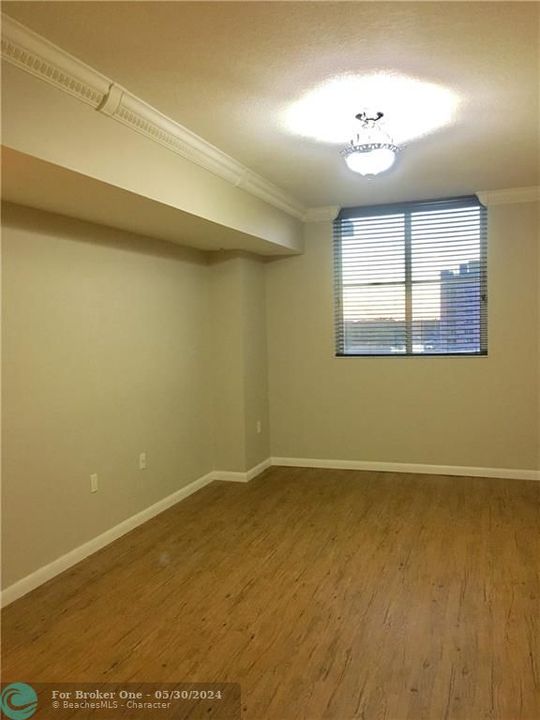 For Rent: $3,295 (2 beds, 2 baths, 1170 Square Feet)