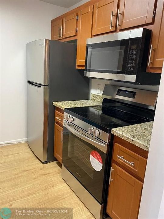 For Rent: $1,690 (1 beds, 1 baths, 685 Square Feet)