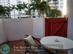 For Rent: $4,500 (3 beds, 2 baths, 1673 Square Feet)