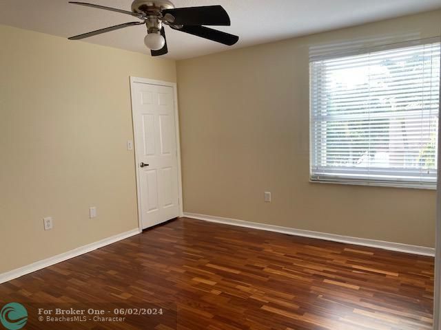 For Rent: $5,900 (5 beds, 3 baths, 3561 Square Feet)