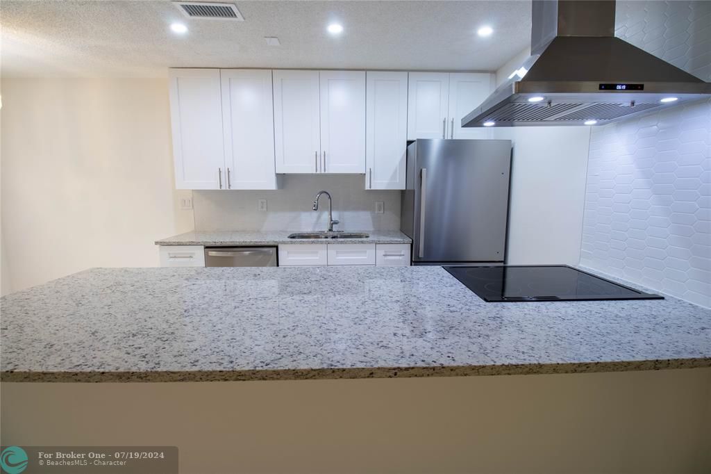 For Rent: $2,099 (2 beds, 1 baths, 0 Square Feet)