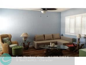 For Rent: $1,850 (1 beds, 1 baths, 640 Square Feet)