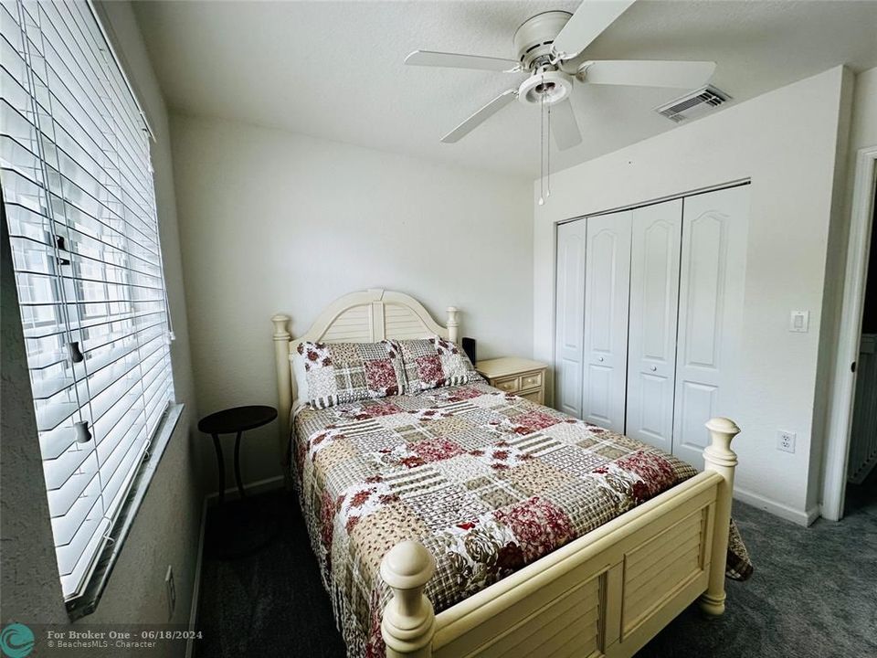 For Sale: $430,000 (4 beds, 2 baths, 1850 Square Feet)