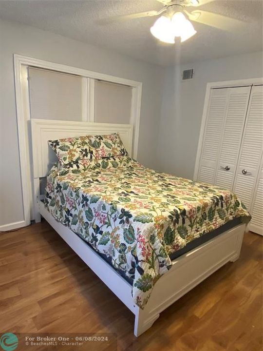 For Rent: $2,000 (2 beds, 2 baths, 1200 Square Feet)