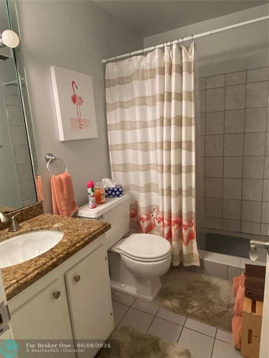 For Rent: $2,000 (2 beds, 2 baths, 1200 Square Feet)