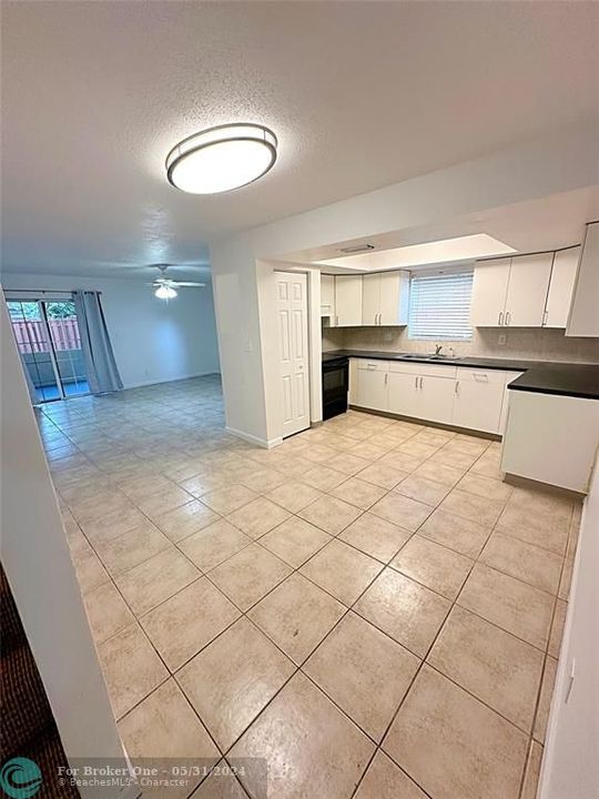 Active With Contract: $379,900 (4 beds, 2 baths, 1620 Square Feet)