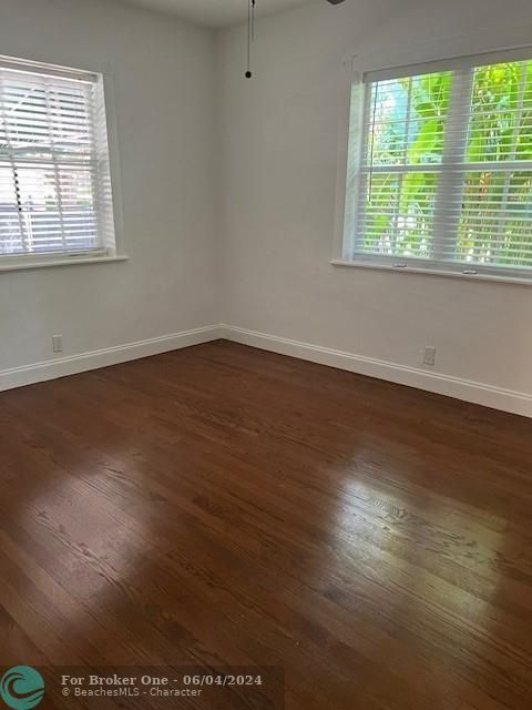 For Rent: $7,250 (3 beds, 2 baths, 1429 Square Feet)