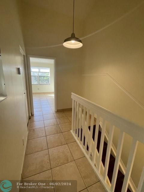 For Rent: $2,450 (2 beds, 2 baths, 1024 Square Feet)