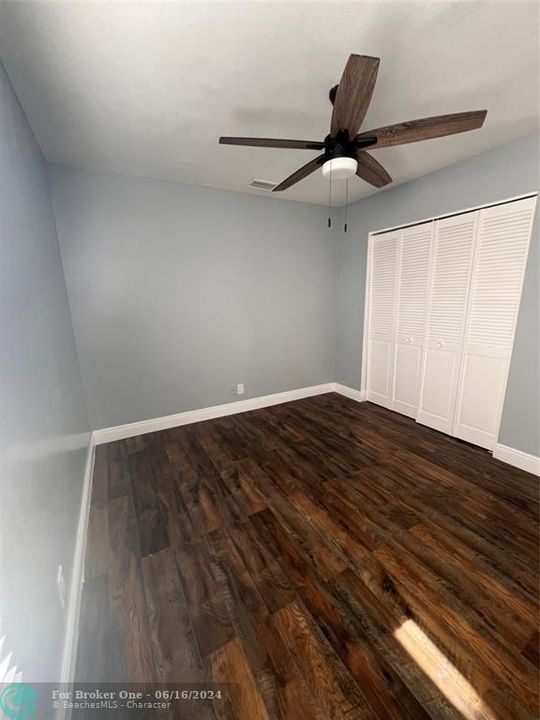 Active With Contract: $2,650 (3 beds, 2 baths, 1622 Square Feet)