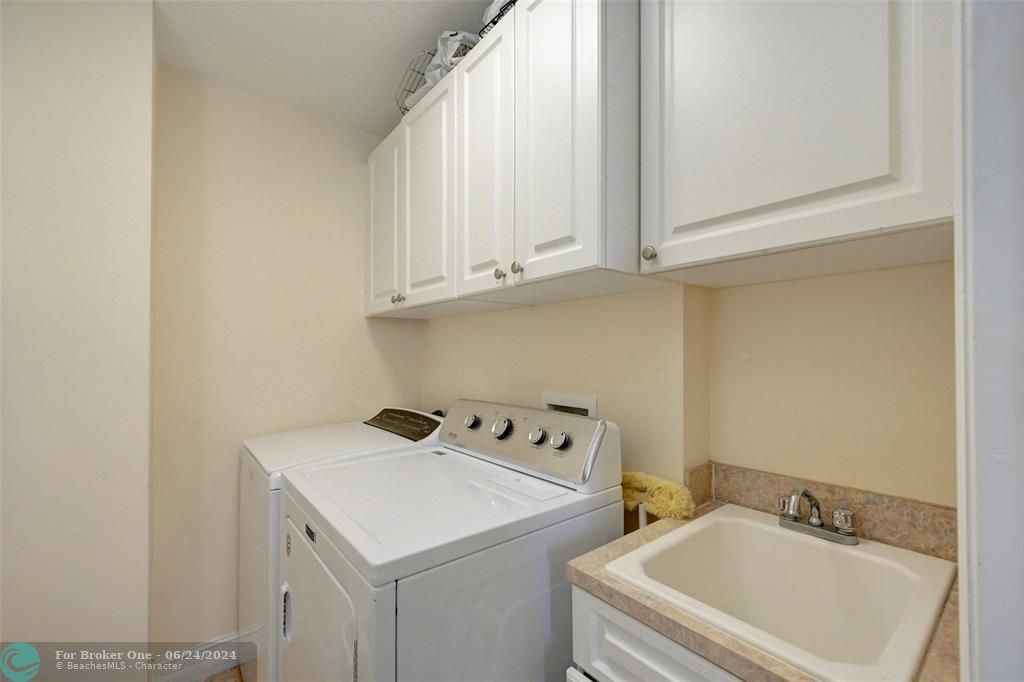 For Rent: $6,000 (3 beds, 2 baths, 2237 Square Feet)