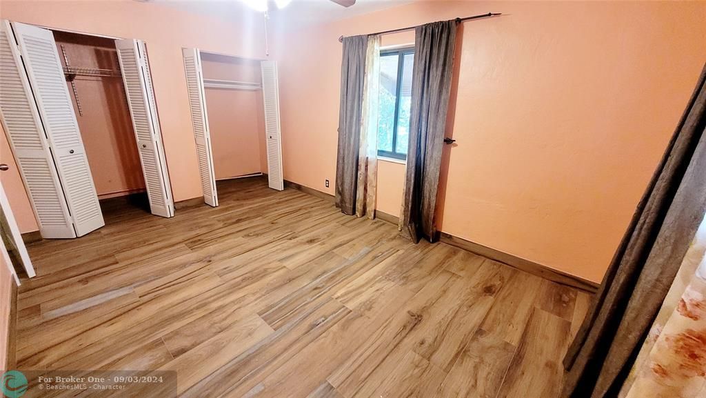 В аренду: $3,495 (3 спален, 2 ванн, 1320 Квадратных фут)