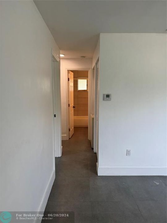 Recently Sold: $2,100 (2 beds, 1 baths, 800 Square Feet)