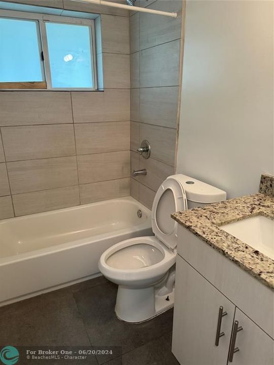 For Sale: $2,100 (2 beds, 1 baths, 800 Square Feet)