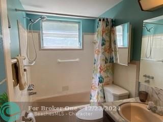 Active With Contract: $159,000 (1 beds, 1 baths, 620 Square Feet)