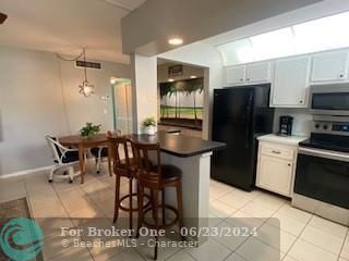 For Sale: $165,000 (1 beds, 1 baths, 620 Square Feet)