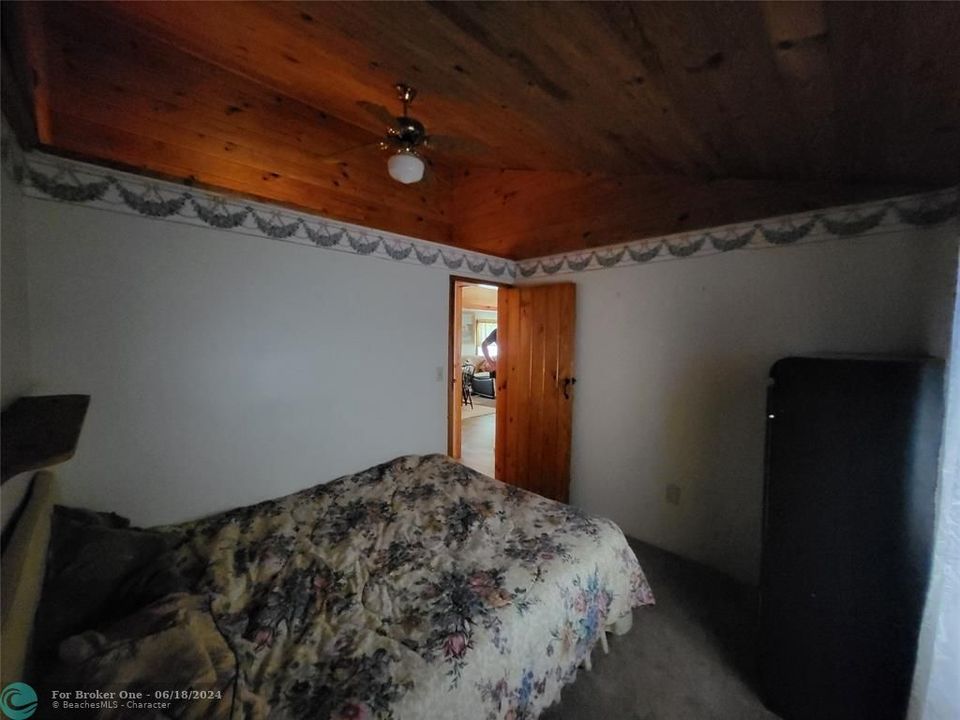 For Sale: $135,000 (4 beds, 2 baths, 1792 Square Feet)