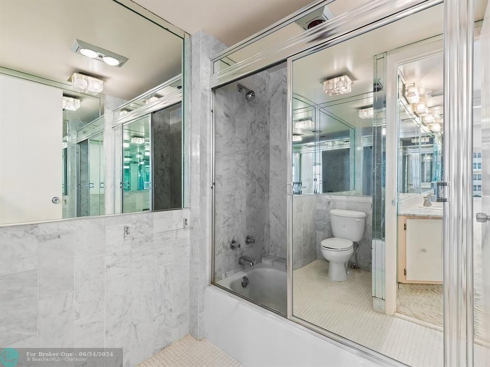待售: $559,000 (2 贝兹, 2 浴室, 1575 平方英尺)